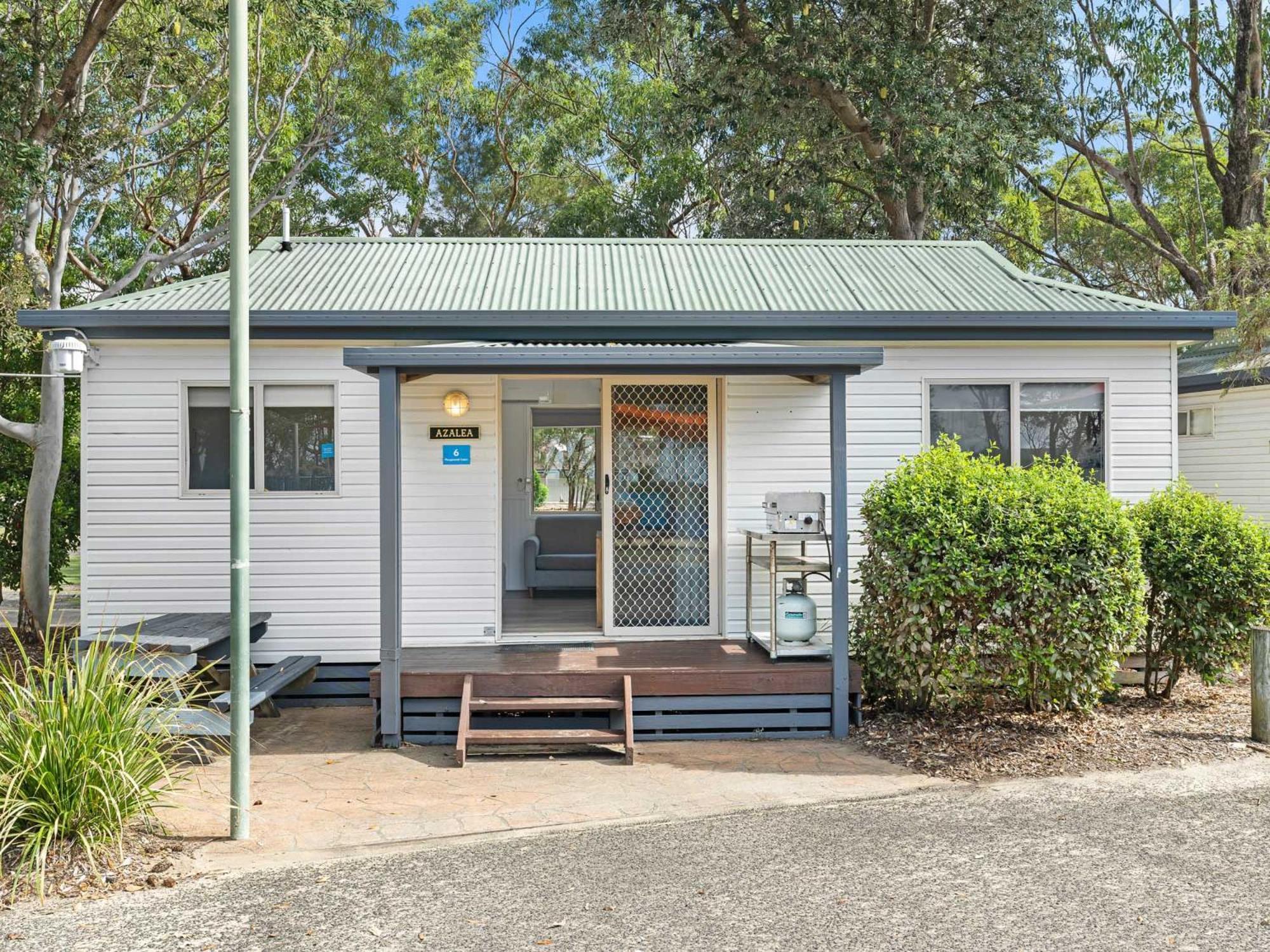 Nrma Ocean Beach Holiday Resort Umina Beach Exterior photo